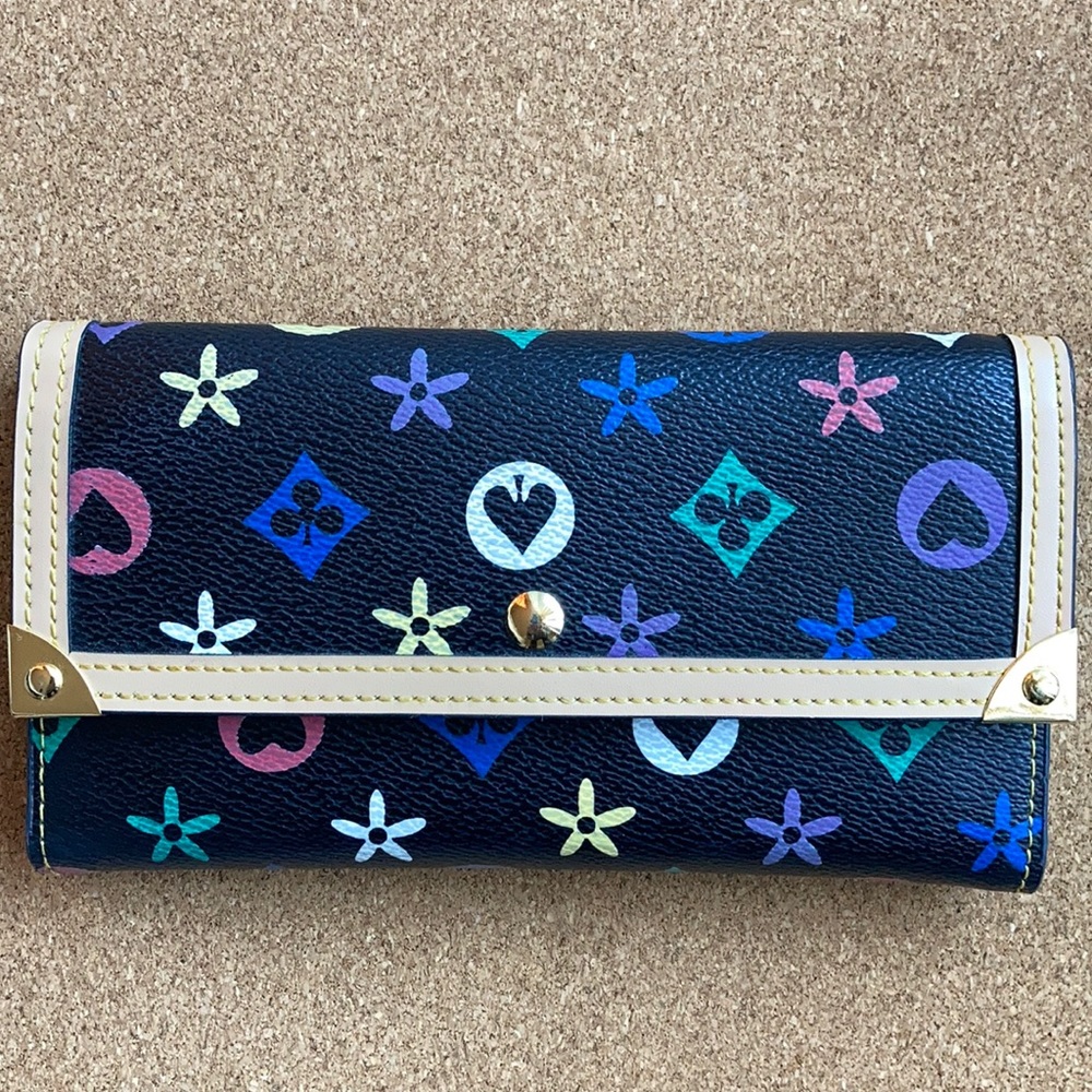 Guang Tong Faux Leather Wallet, NWOT